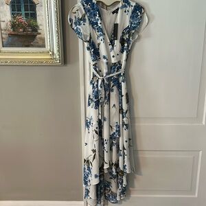 Lulus Dress NWT